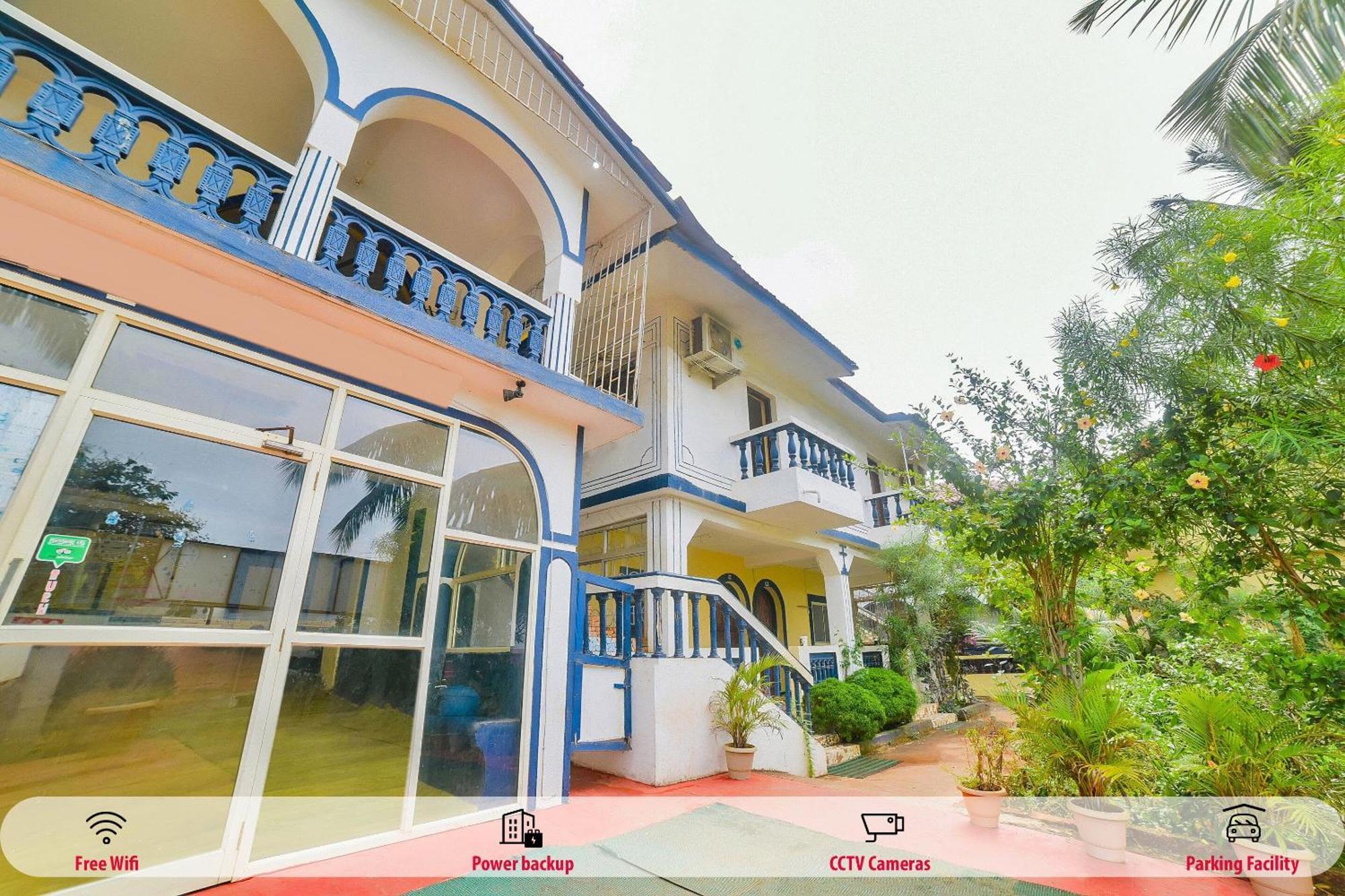 Oyo Royal Castle Near Baga Beach Exterior photo